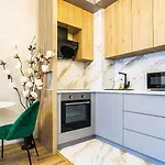 Luxury Mihai Bravu *