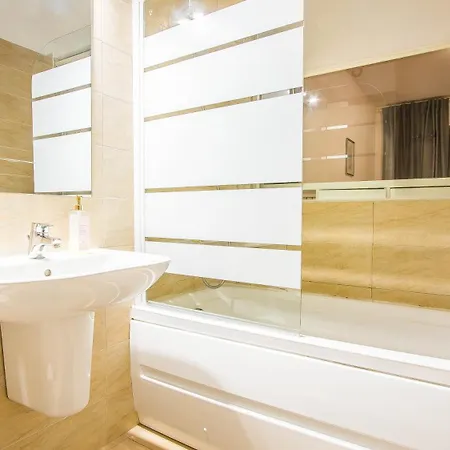 Luxury Mihai Bravu * Bukareszt