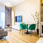 Luxury Mihai Bravu Apartament Bucureşti